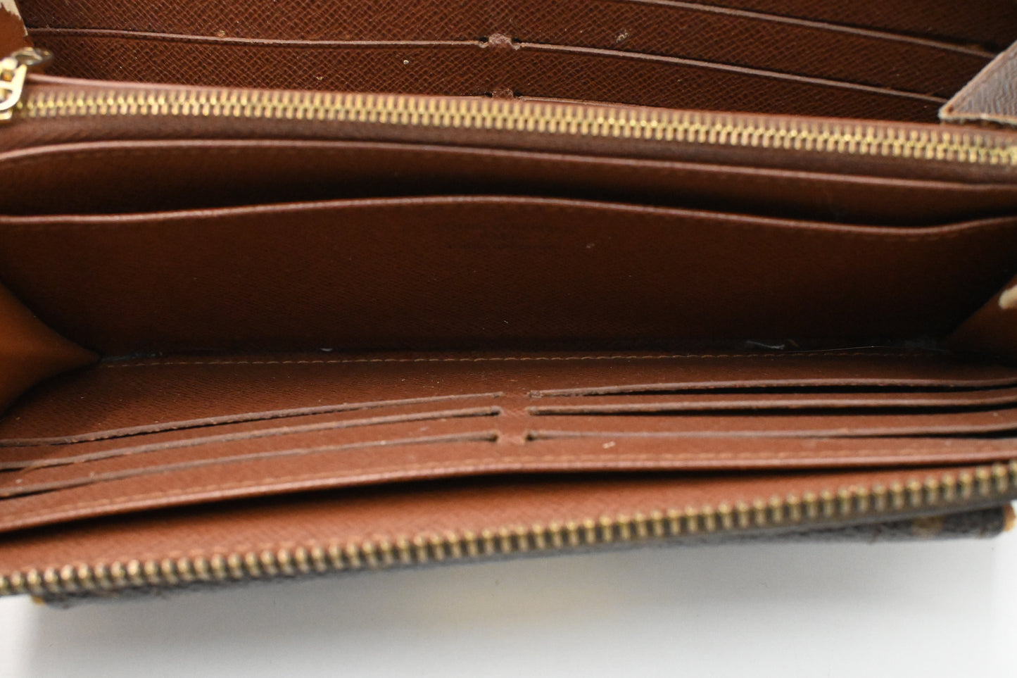 Louis Vuitton Astrid Wallet in Monogram Canvas