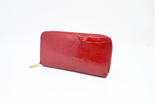 Louis Vuitton Long Zippy Wallet in Red Vernis Leather
