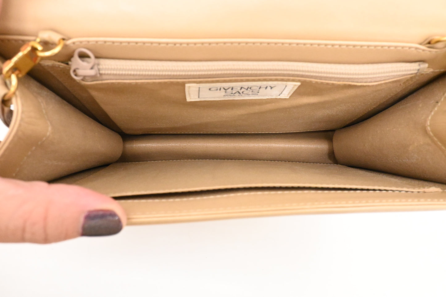 Givenchy Shoulder Bag in Beige Leather