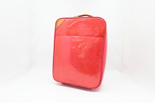 Louis Vuitton Pegase 45 in Grapefruit Vernis Leather