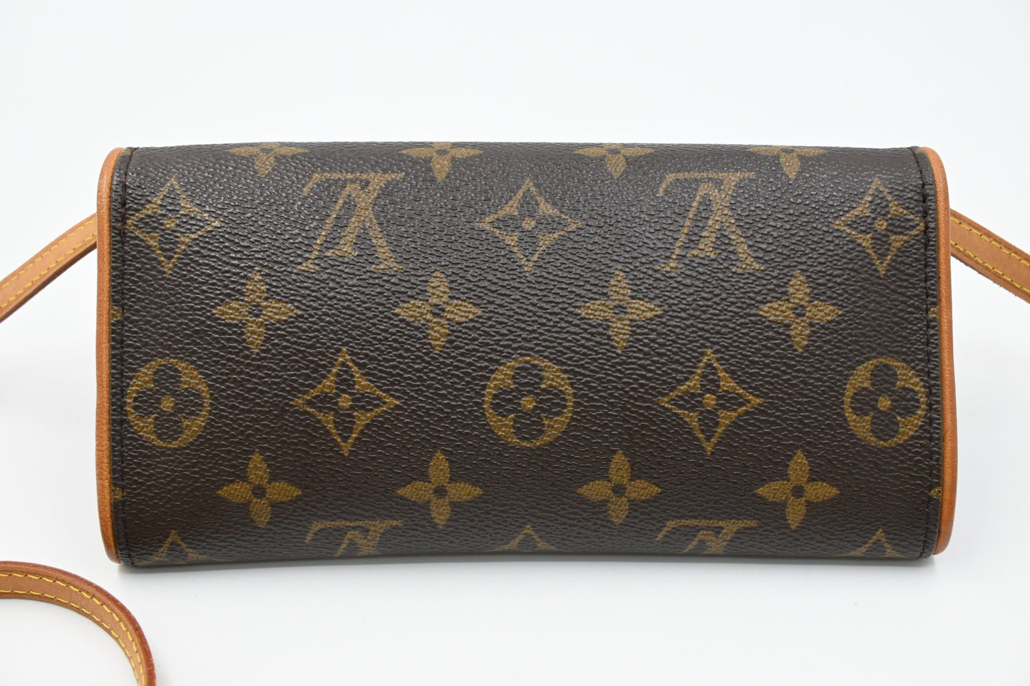 Louis Vuitton Pochette Twin in Monogram Canvas