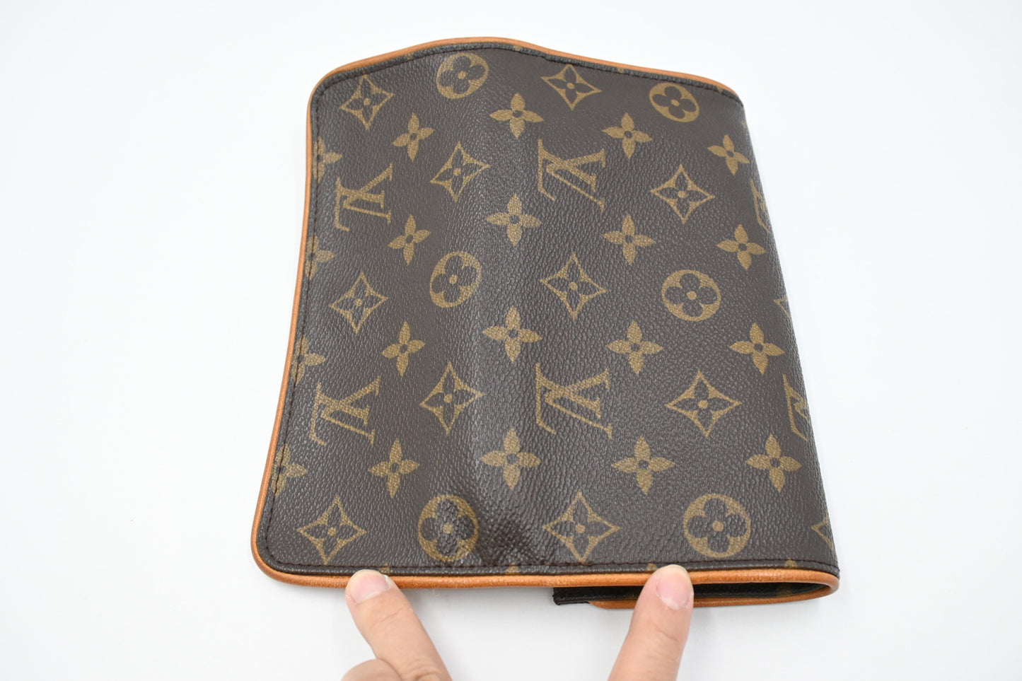 Louis Vuitton Pochette Twin in Monogram Canvas