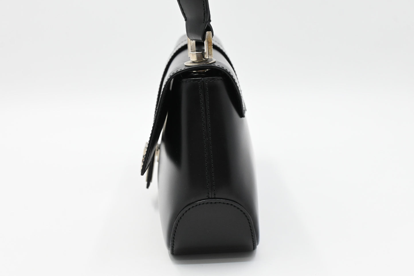 Ferragamo Shoulder Bag in Black Leather