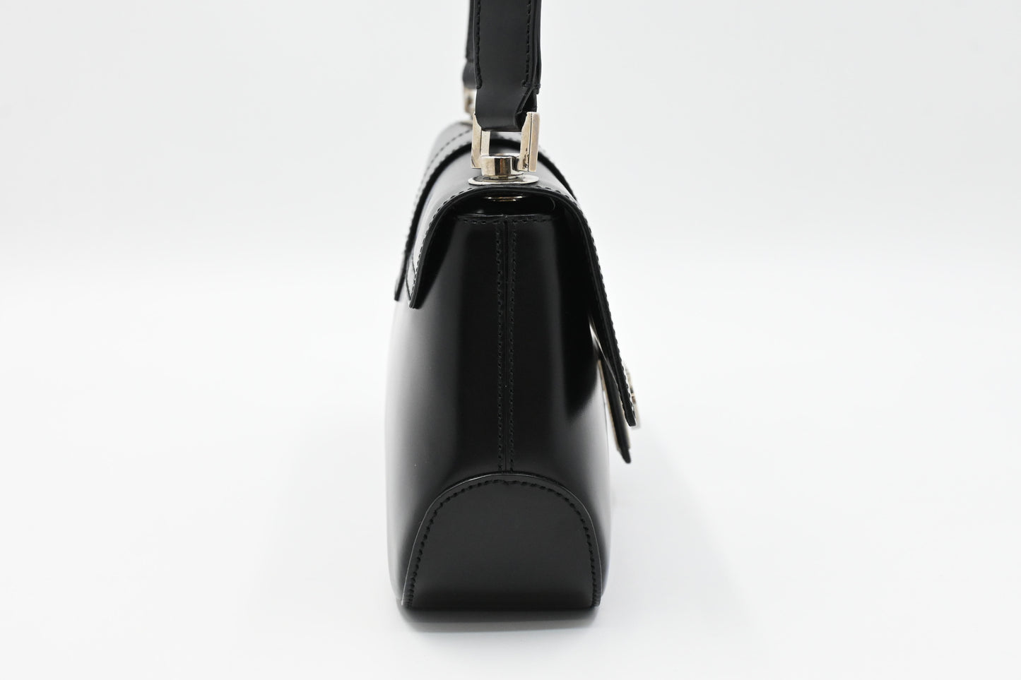 Ferragamo Shoulder Bag in Black Leather