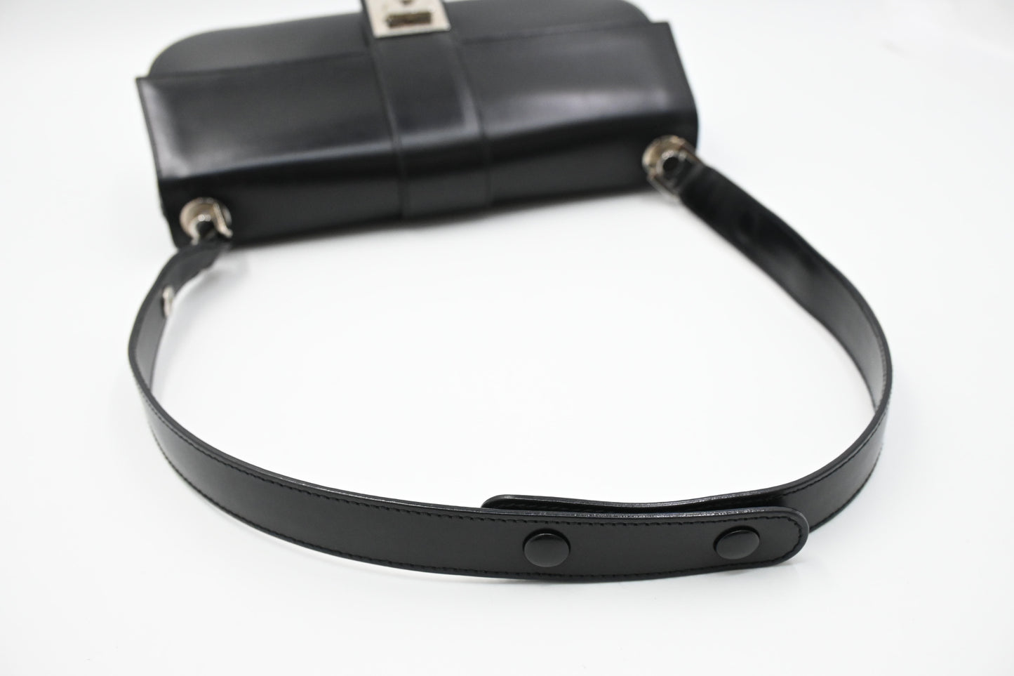 Ferragamo Shoulder Bag in Black Leather