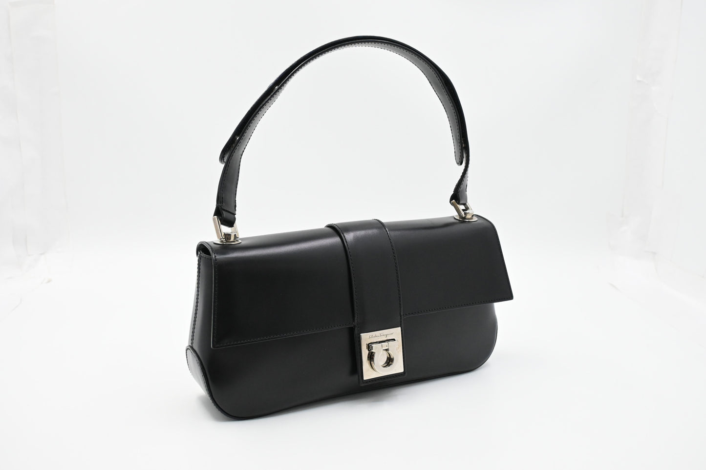 Ferragamo Shoulder Bag in Black Leather