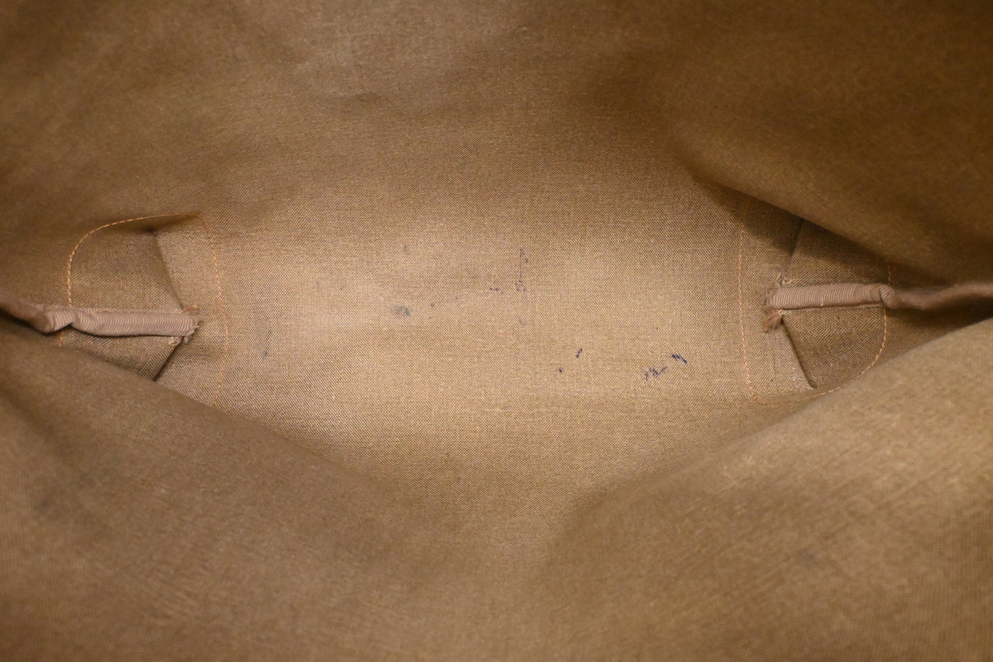 Gucci Tote in GG Supreme Canvas
