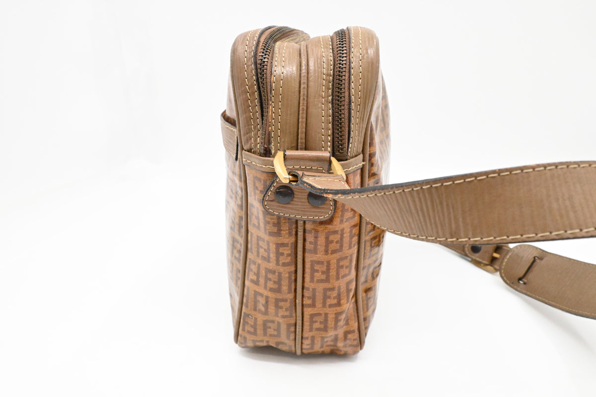 Fendi Shoulder Bag in Coated Zucchino Canvas