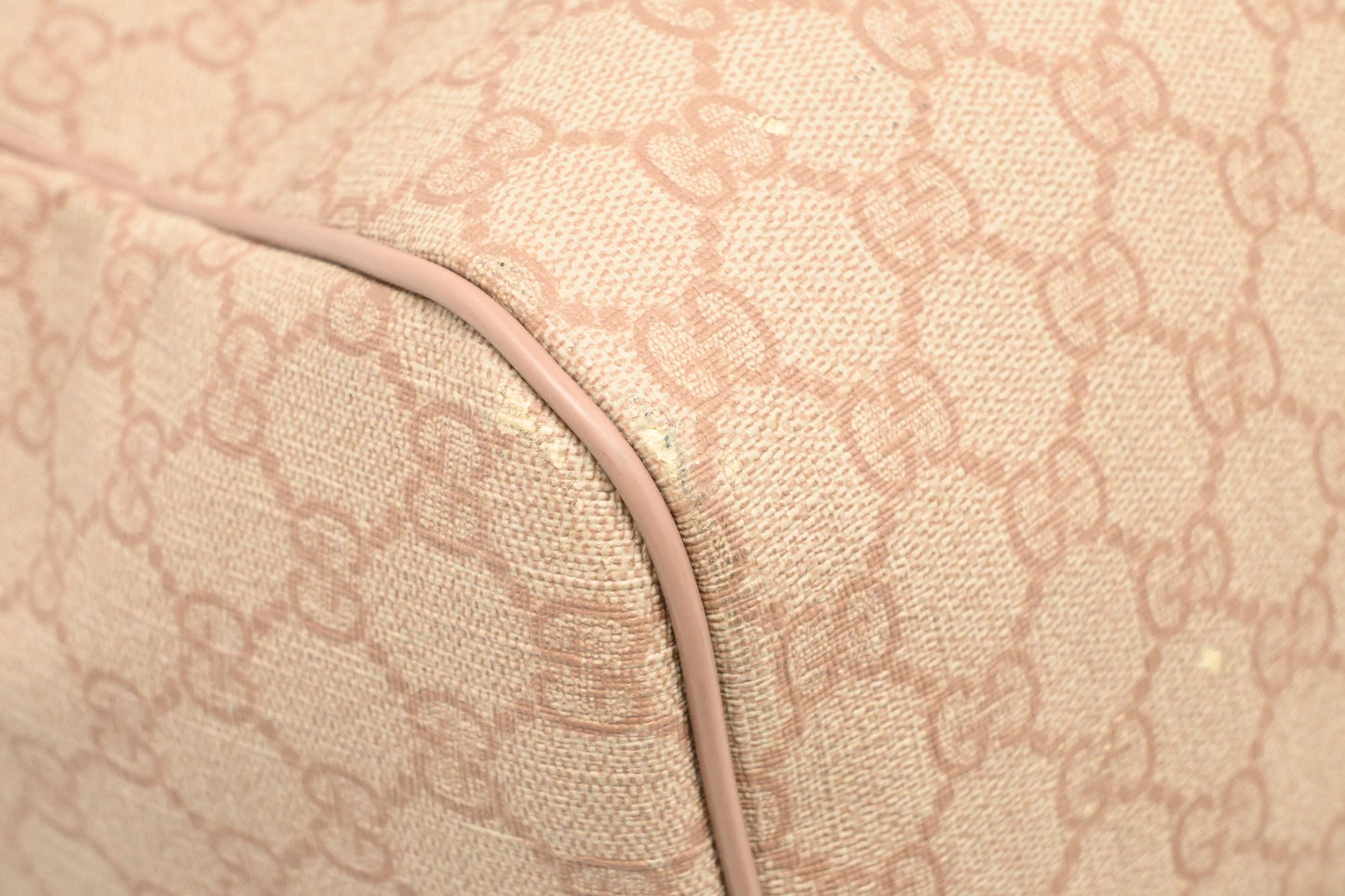 Gucci Boston Bag in Pink GG Supreme Canvas