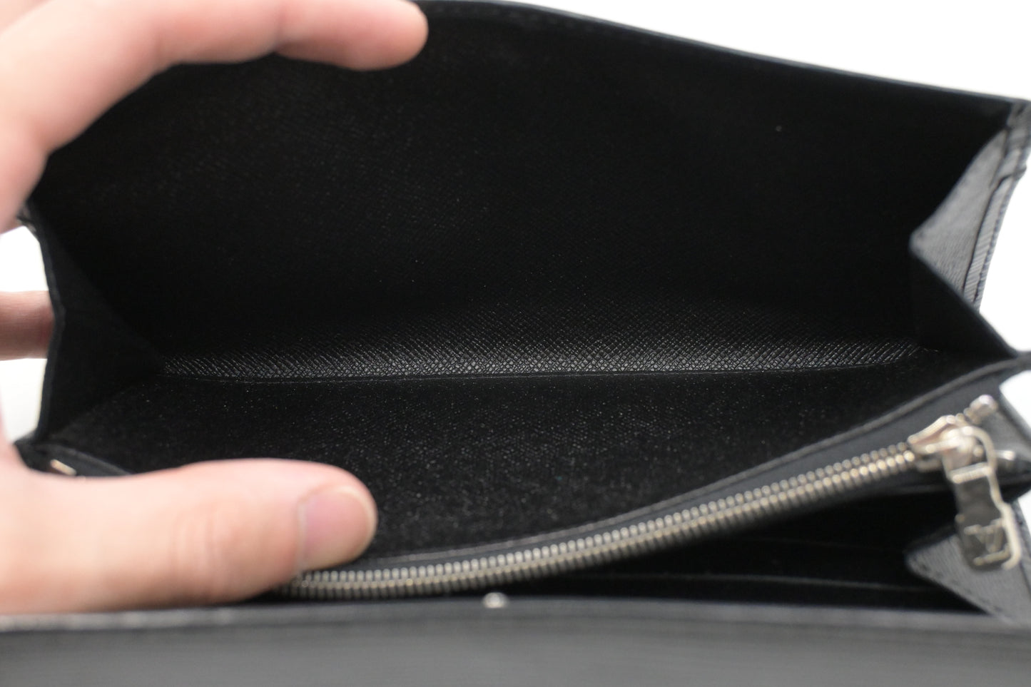 Louis Vuitton Sarah Wallet in Black Epi Leather