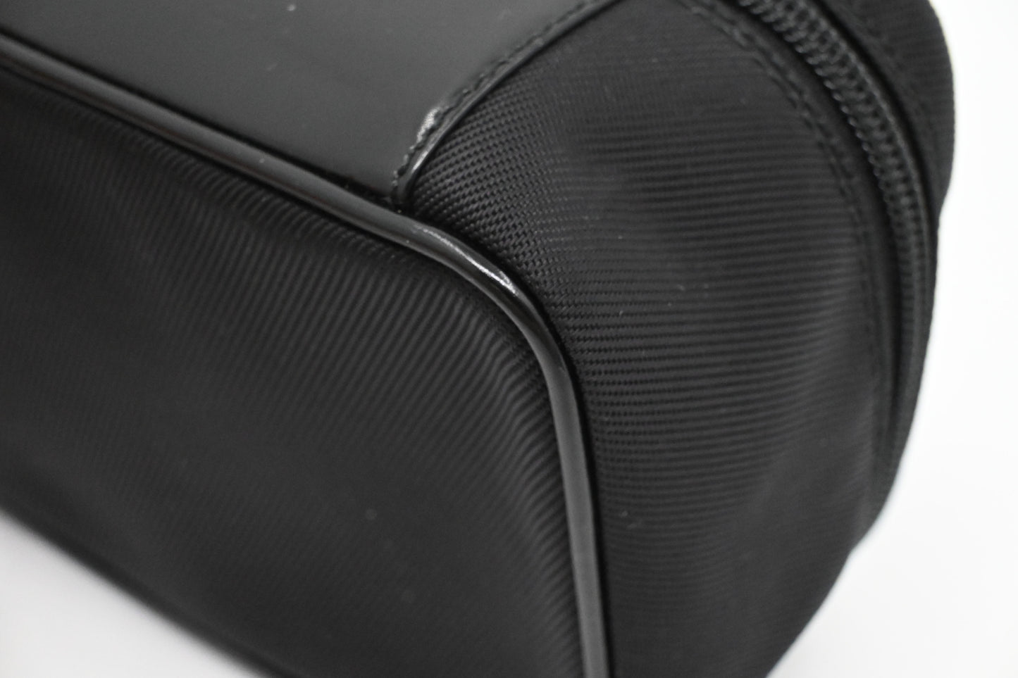 Gucci Vanity Case in Black Canvas and Leather