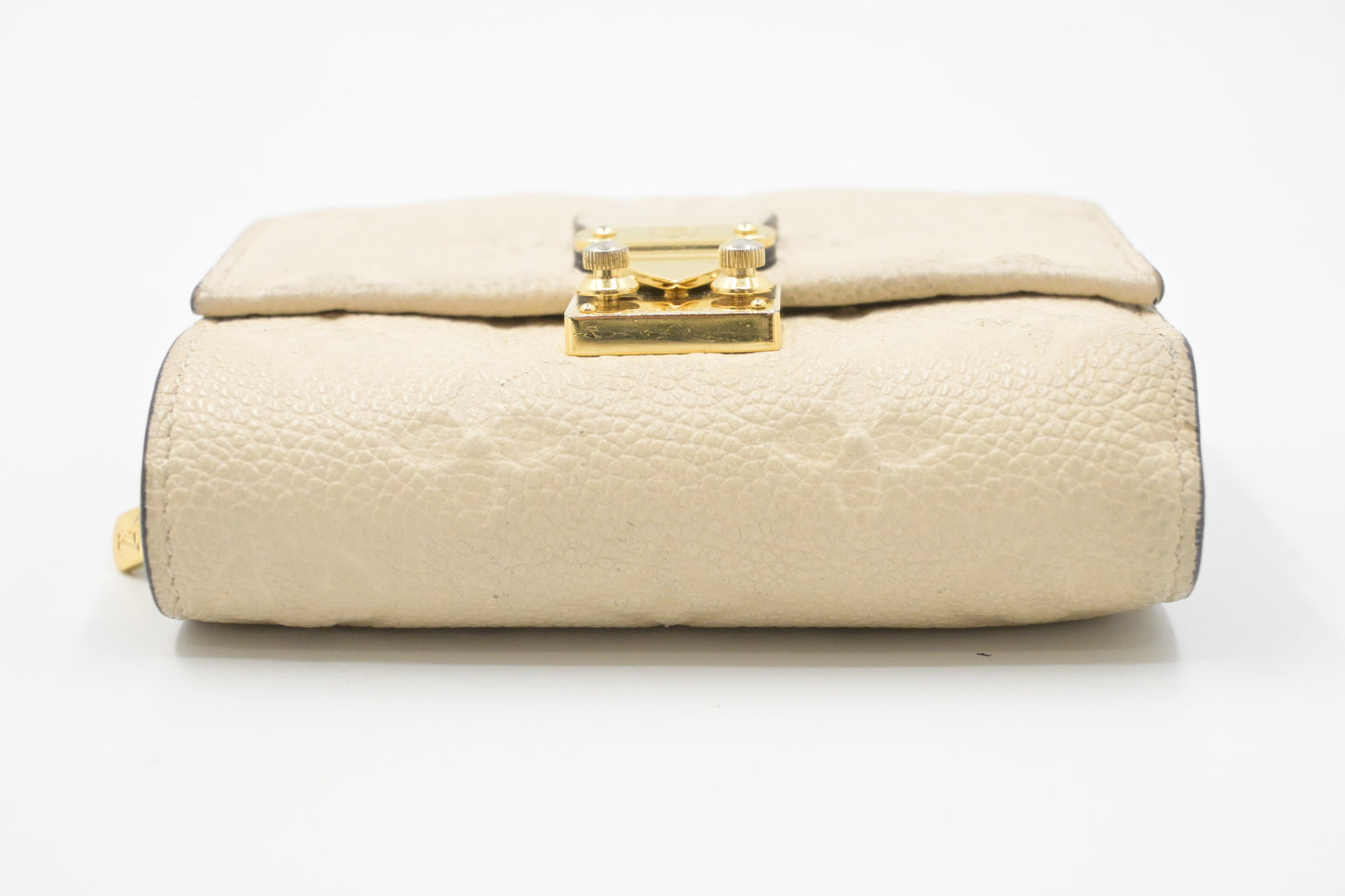 Louis Vuitton Metis Wallet in Neige Empreinte Leather