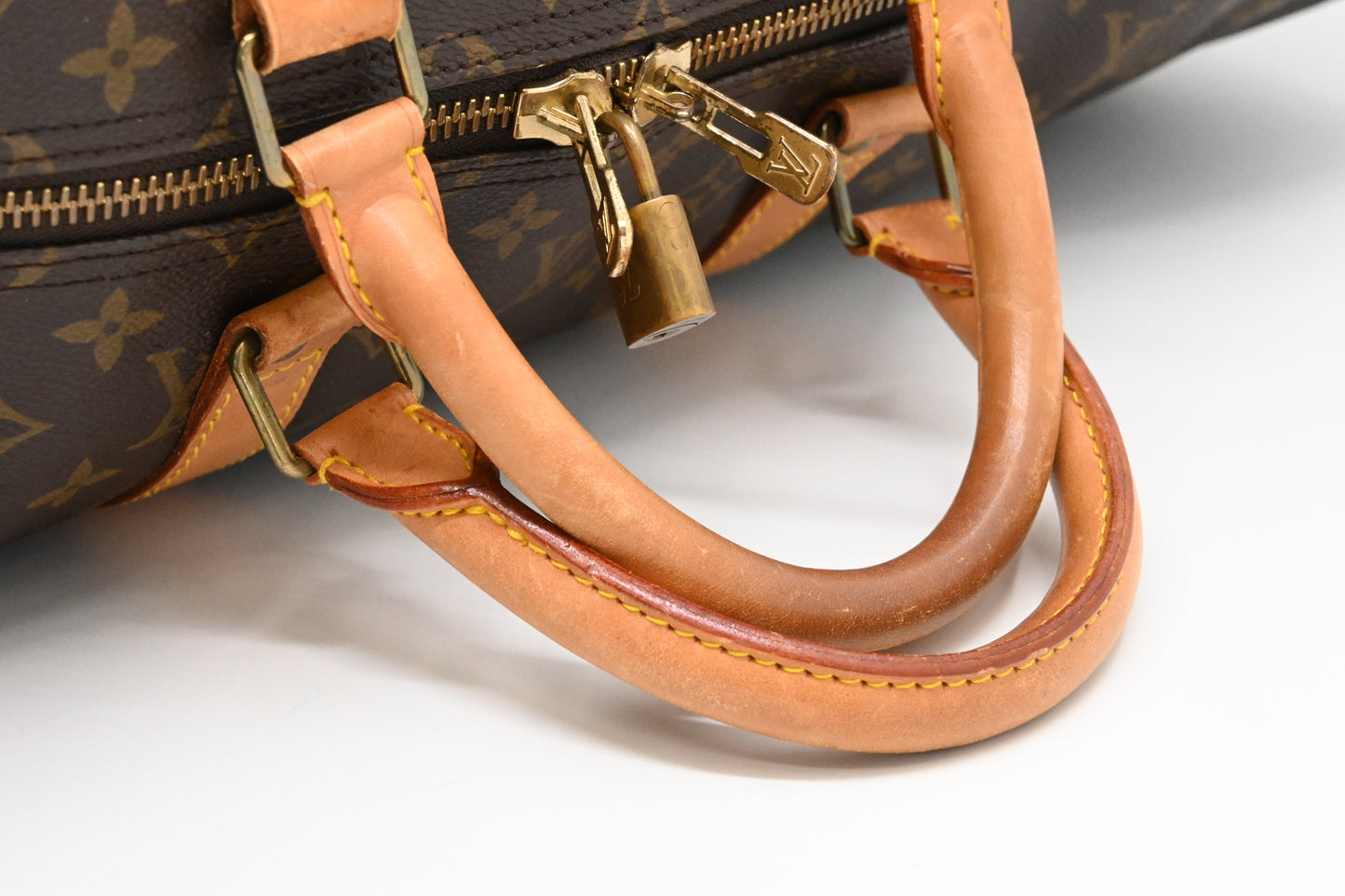 Louis Vuitton Keepall 55 in Monogram Canvas