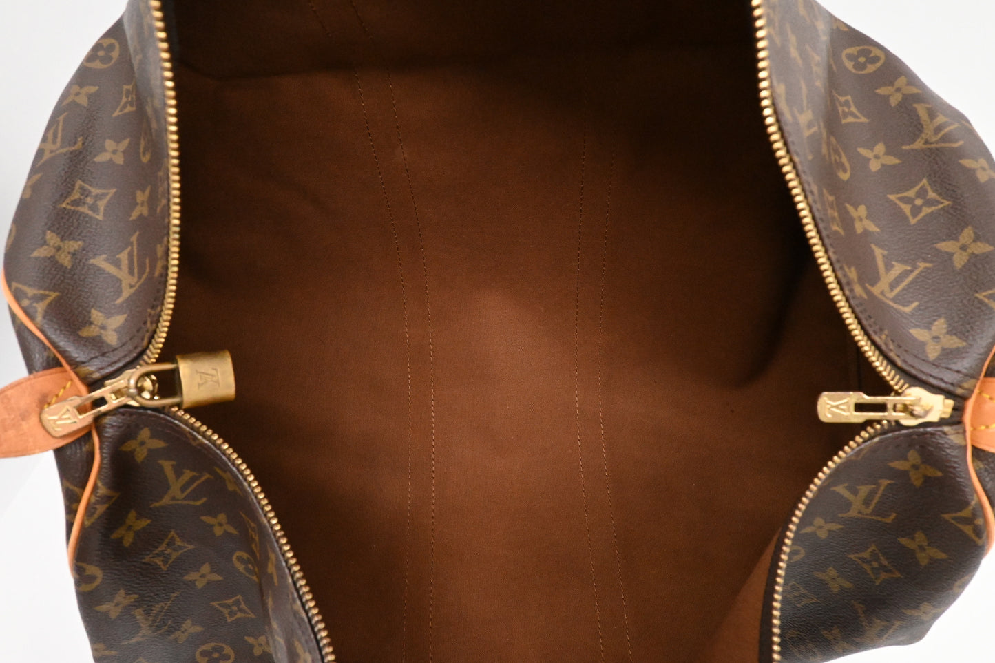 Louis Vuitton Keepall 55 in Monogram Canvas