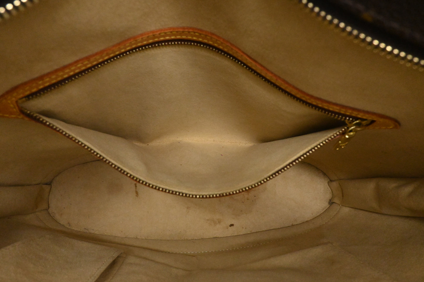 Louis Vuitton Babylone in Monogram Canvas
