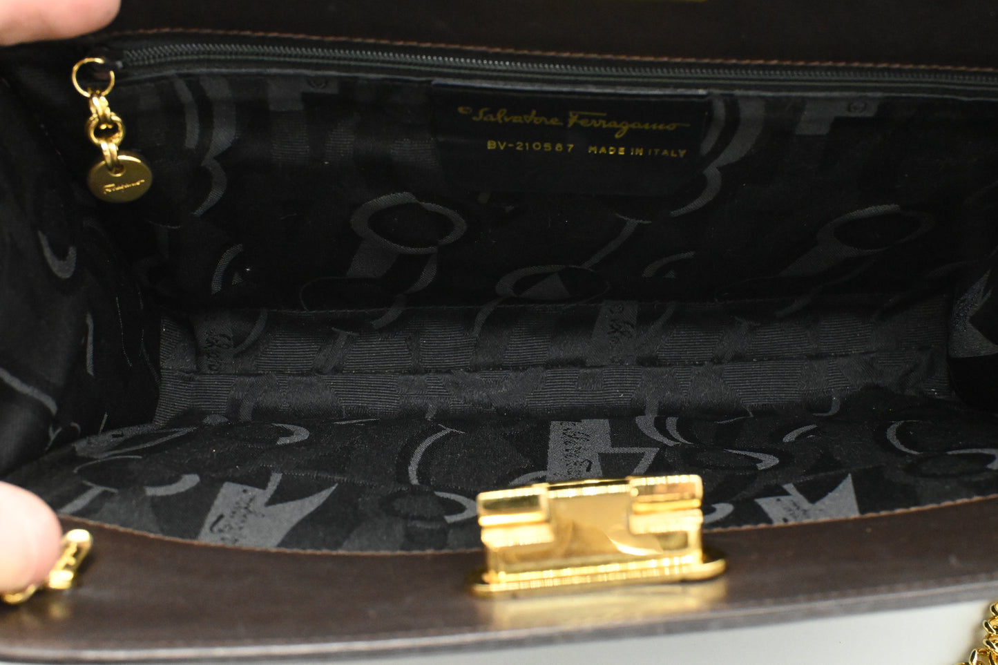 Ferragamo Shoulder Bag in Dark Brown Leather