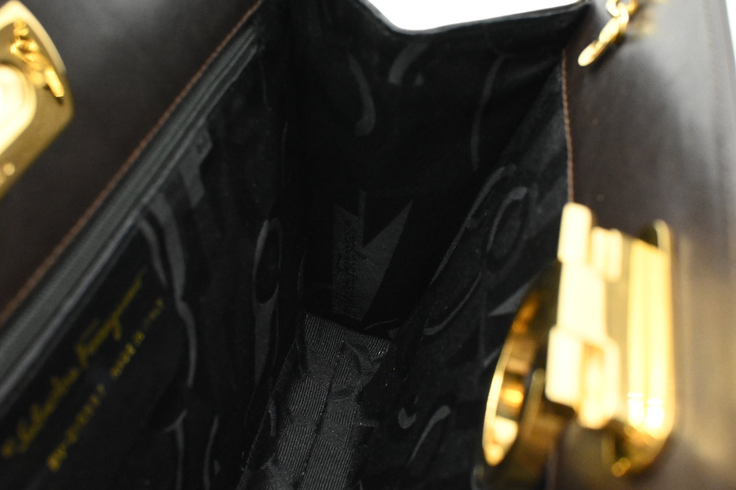 Ferragamo Shoulder Bag in Dark Brown Leather
