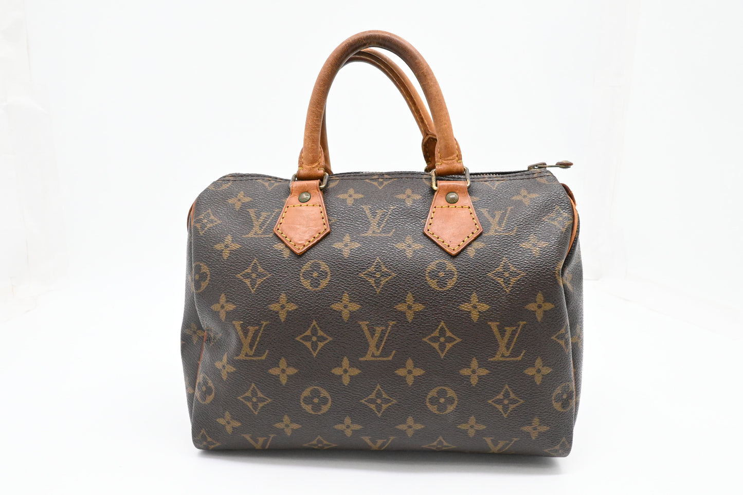 Louis Vuitton Speedy 25 in Monogram Canvas