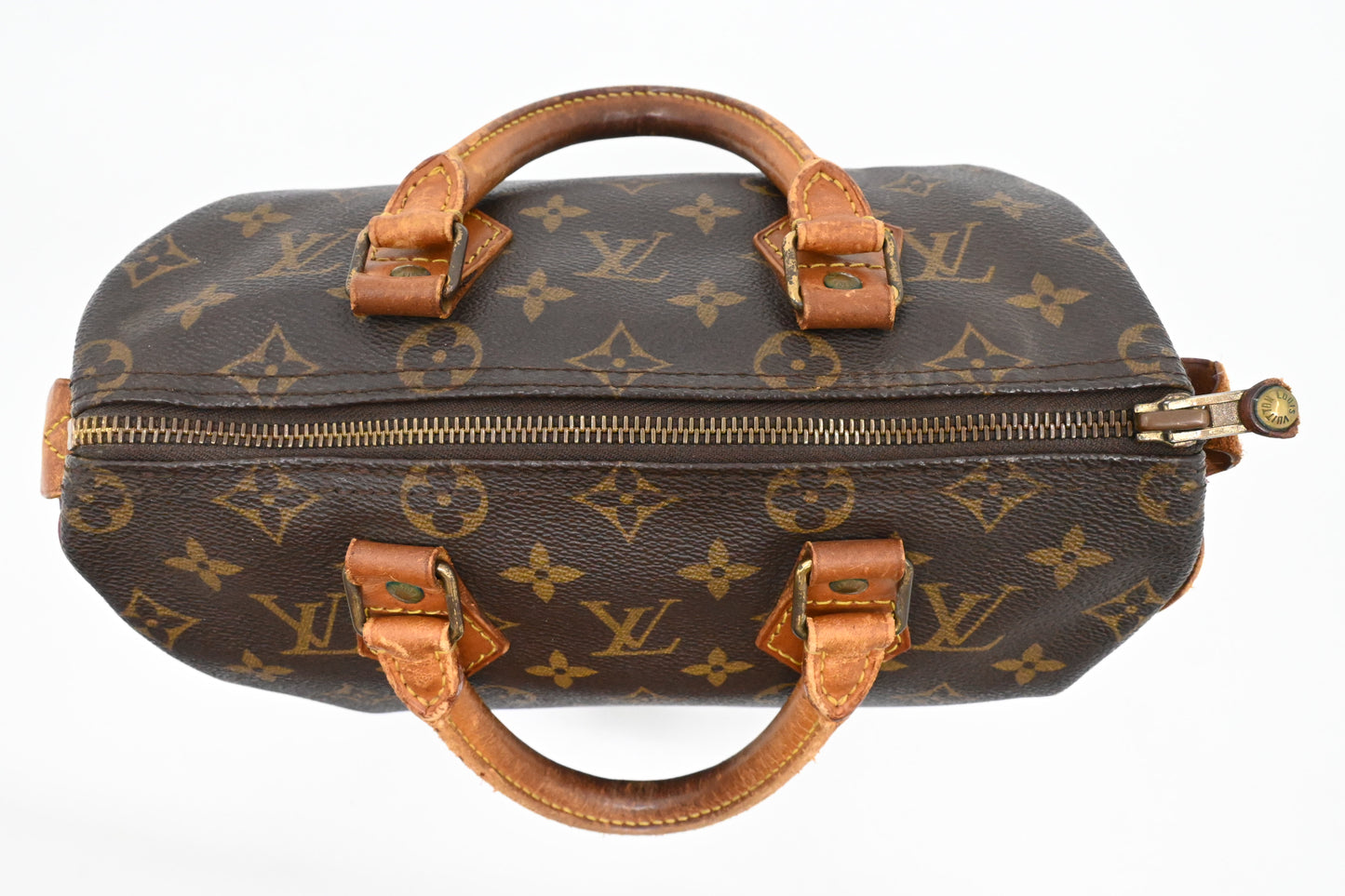 Louis Vuitton Speedy 25 in Monogram Canvas