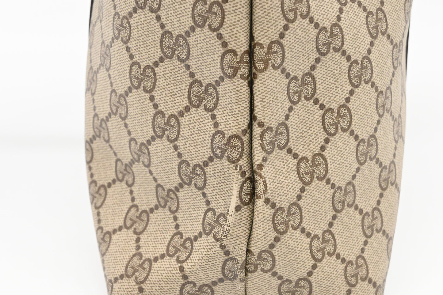 Gucci Tote in GG Supreme Canvas