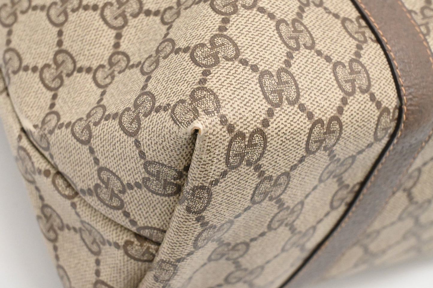 Gucci Tote in GG Supreme Canvas