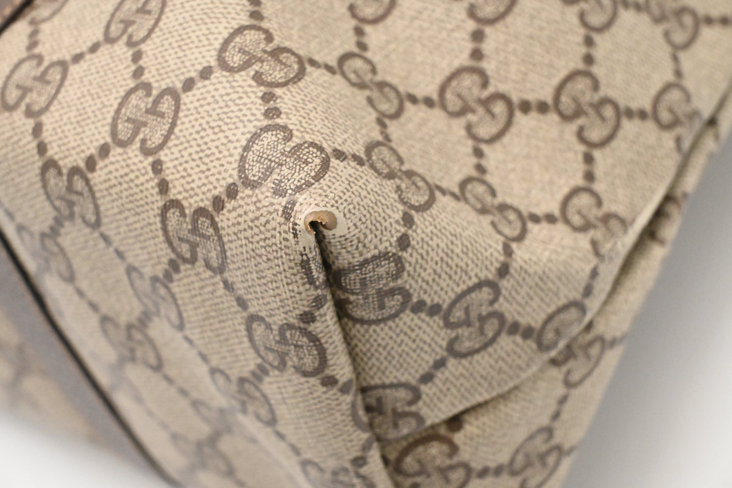 Gucci Tote in GG Supreme Canvas