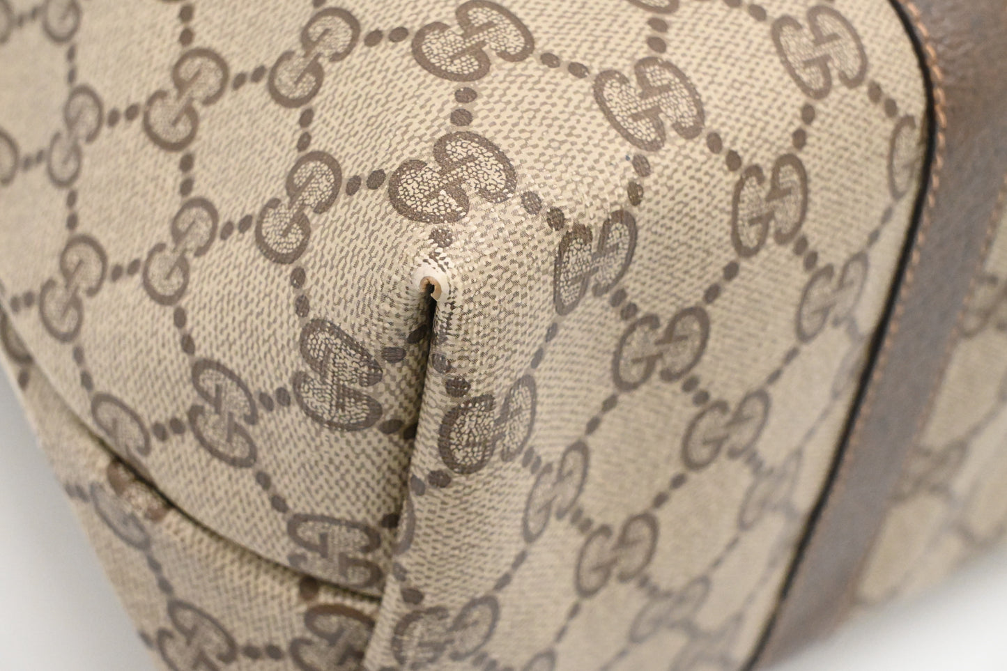 Gucci Tote in GG Supreme Canvas