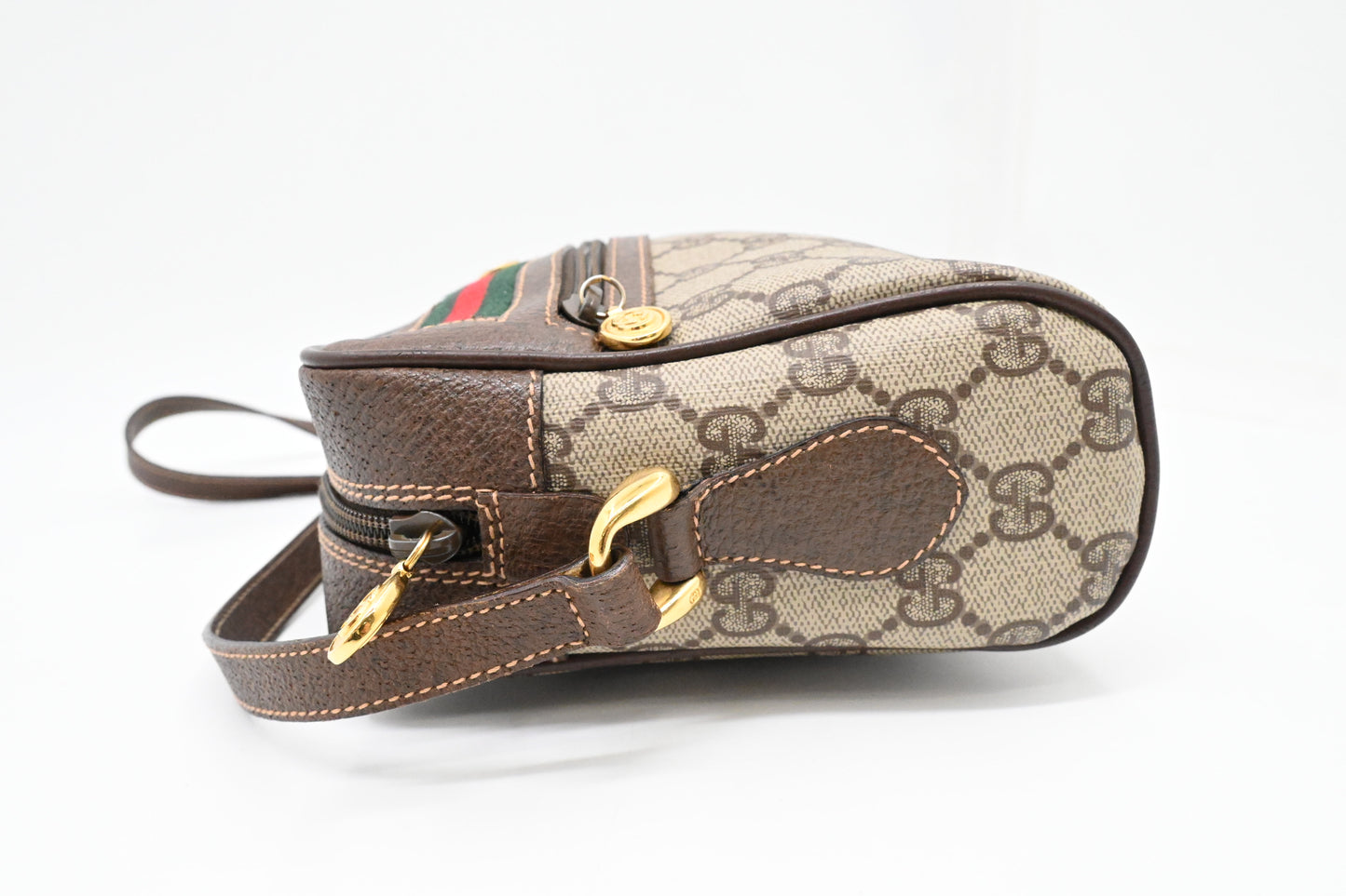 Gucci Crossbody in GG Supreme Canvas