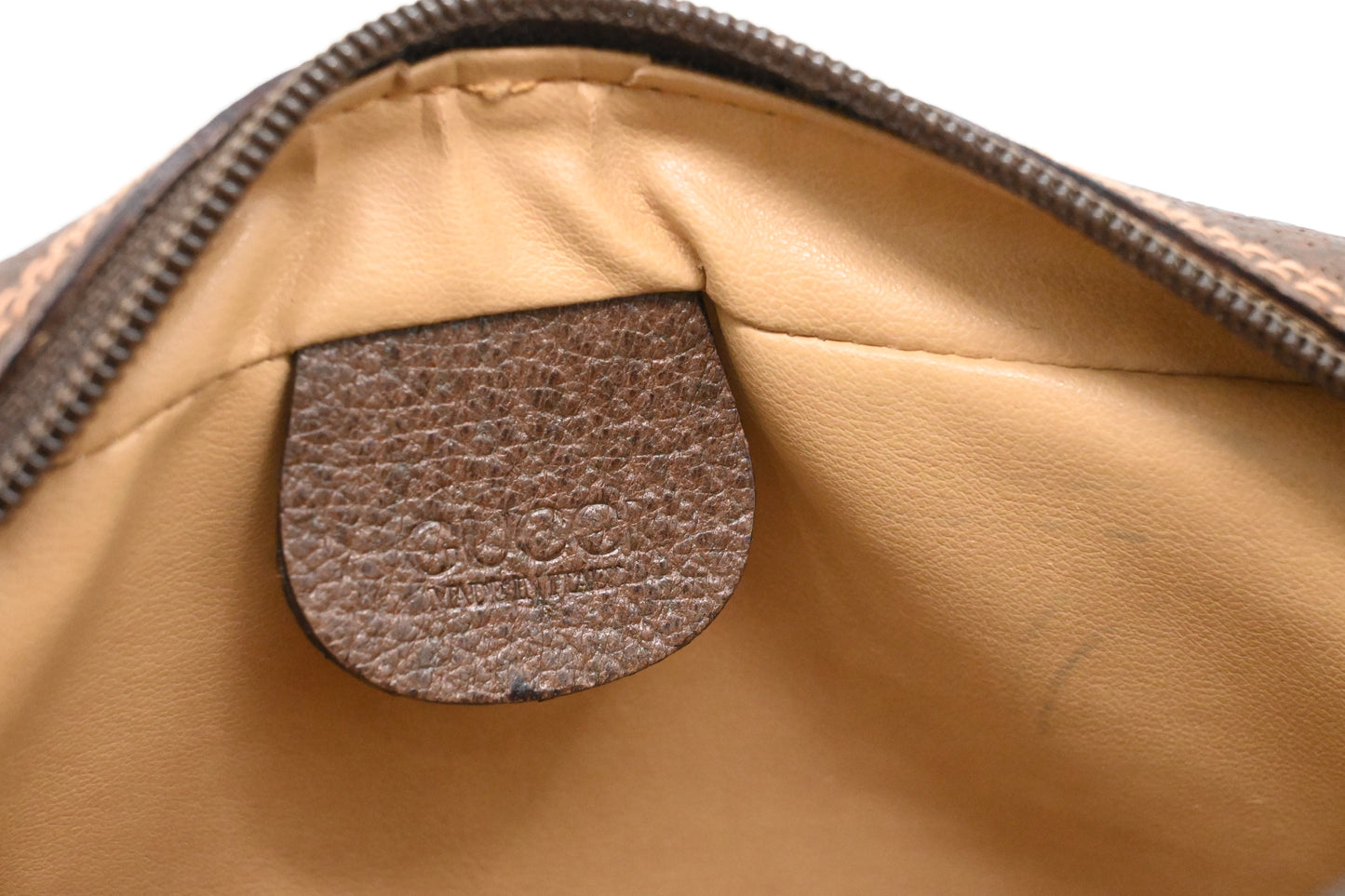 Gucci Crossbody in GG Supreme Canvas