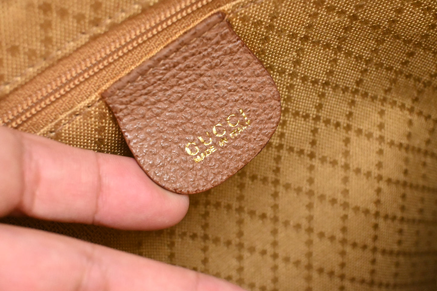 Gucci 2way Tote in Brown Suede Leather
