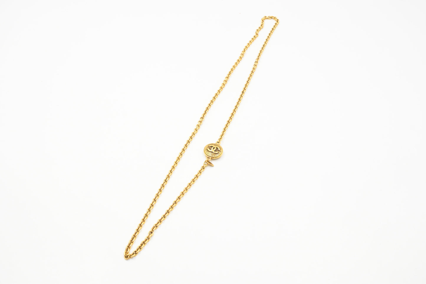 Chanel Medaillon Necklace