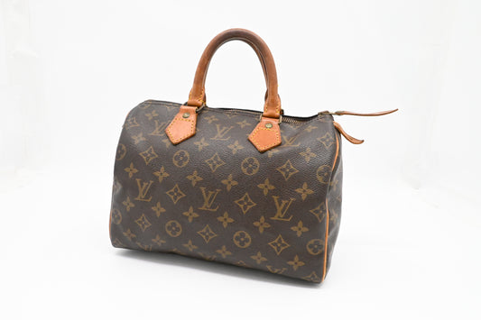 Louis Vuitton Speedy 25 in Monogram Canvas
