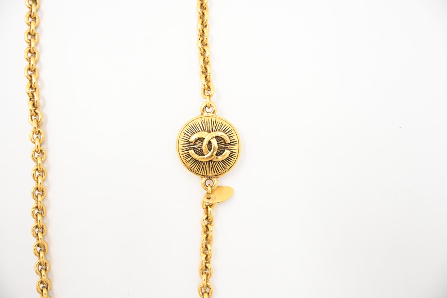 Chanel Medaillon Necklace