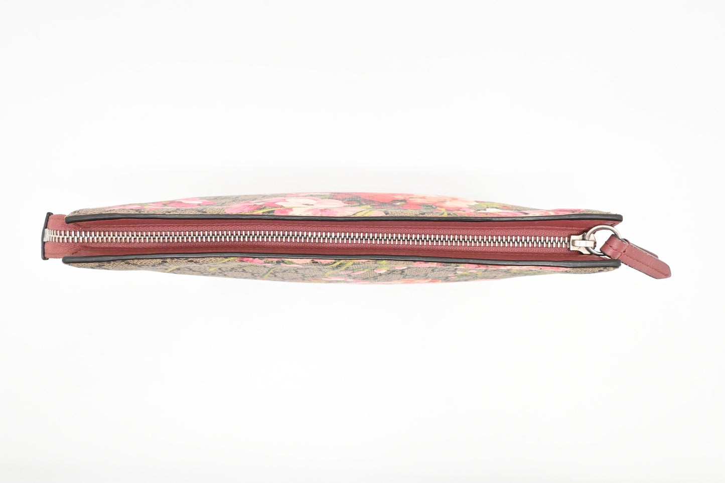 Gucci Clutch in Pink Blooms GG Canvas