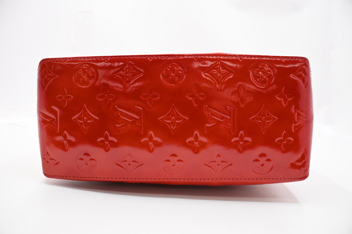 Louis Vuitton Reade MM in Red Vernis Leather