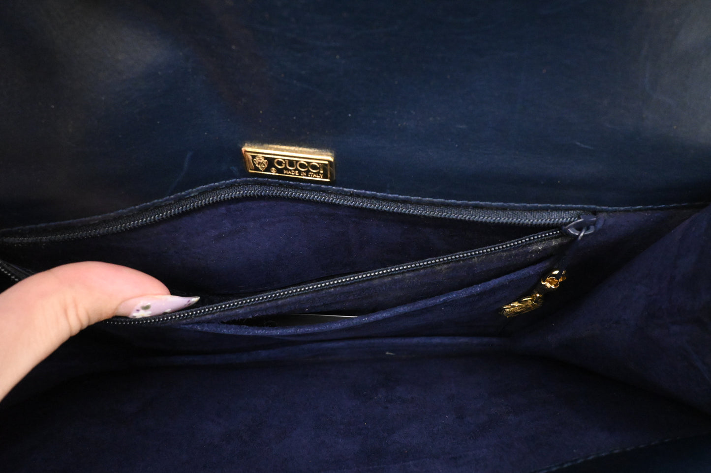 Gucci Shoulder Bag in Navy Blue Leather