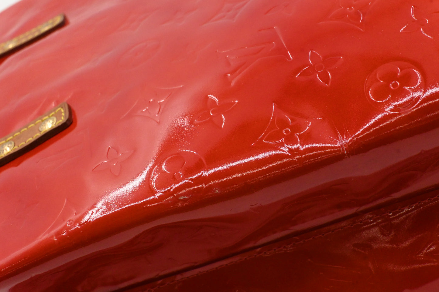Louis Vuitton Reade MM in Red Vernis Leather