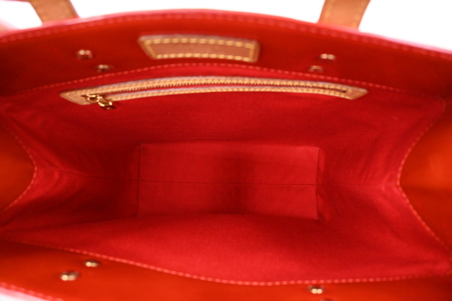 Louis Vuitton Reade MM in Red Vernis Leather