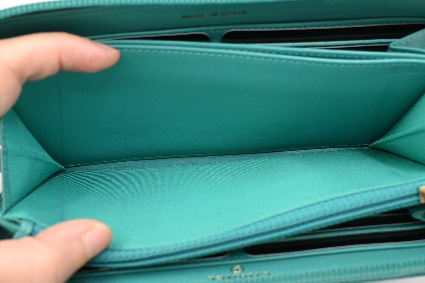 Chanel Boy Long Zippy in Teal Leather