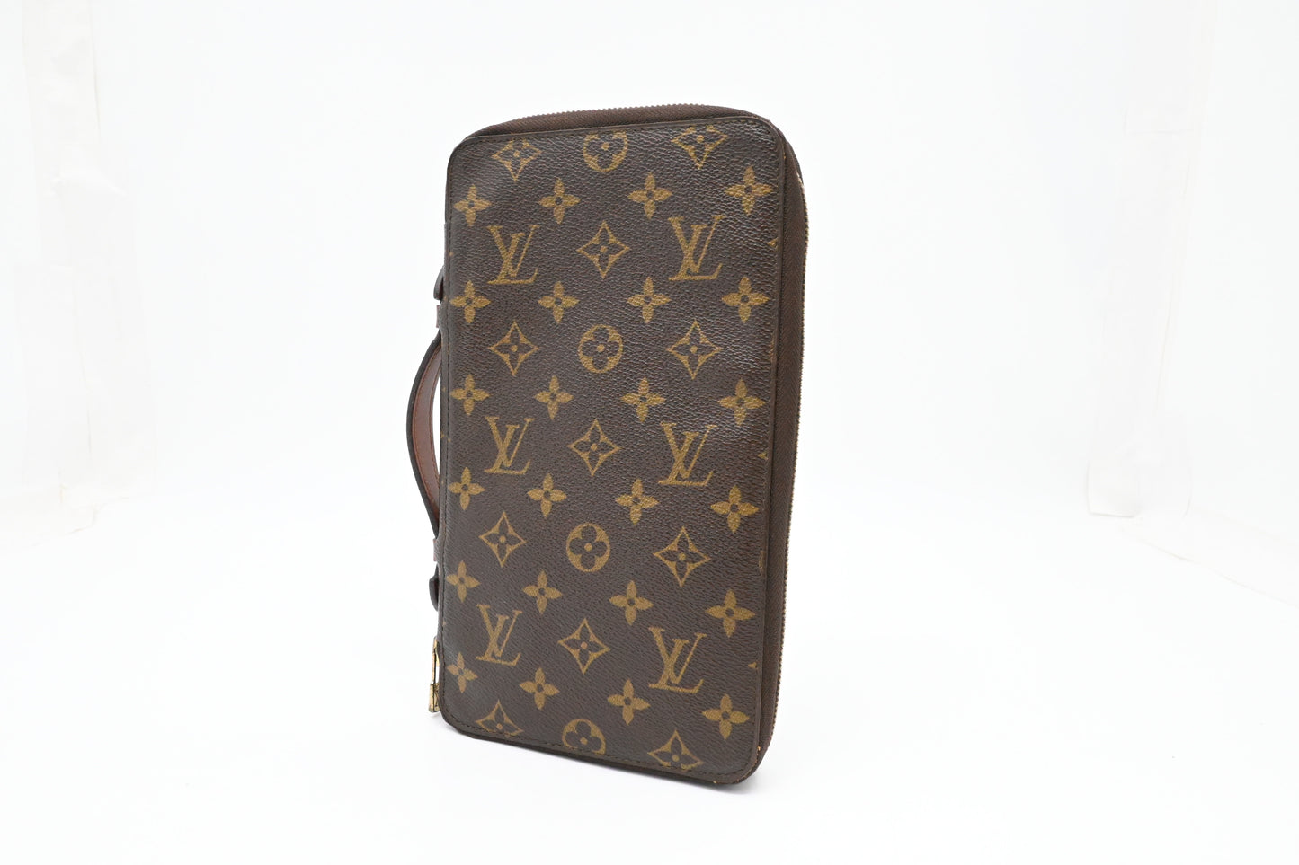 Louis Vuitton Poche Escapade Organizer in Monogram Canvas