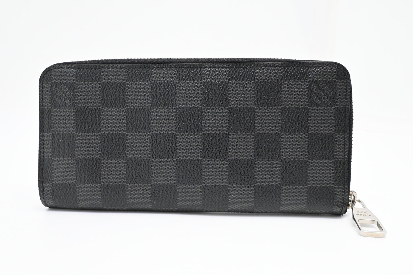Louis Vuitton Vertical Wallet in Damier Graphite