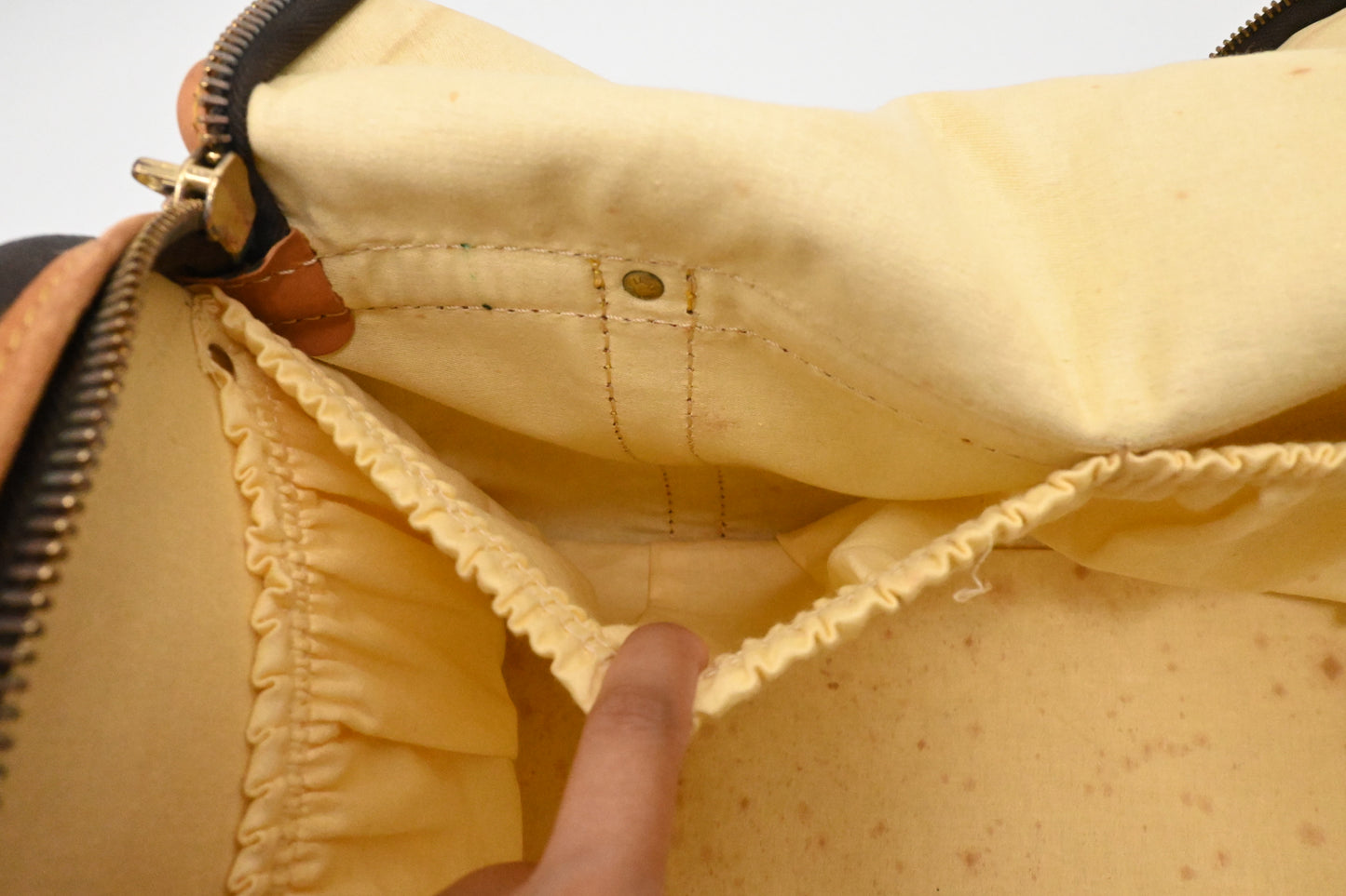 Louis Vuitton Sac Chaussures in Monogram Canvas