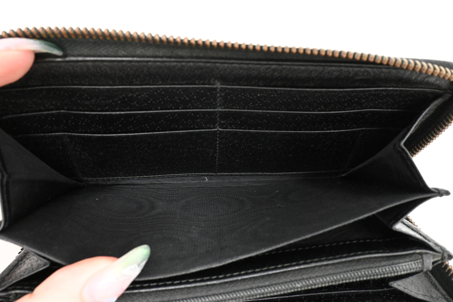 Gucci Zippy Wallet in Black Leather