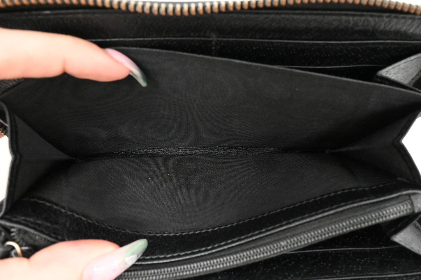 Gucci Zippy Wallet in Black Leather