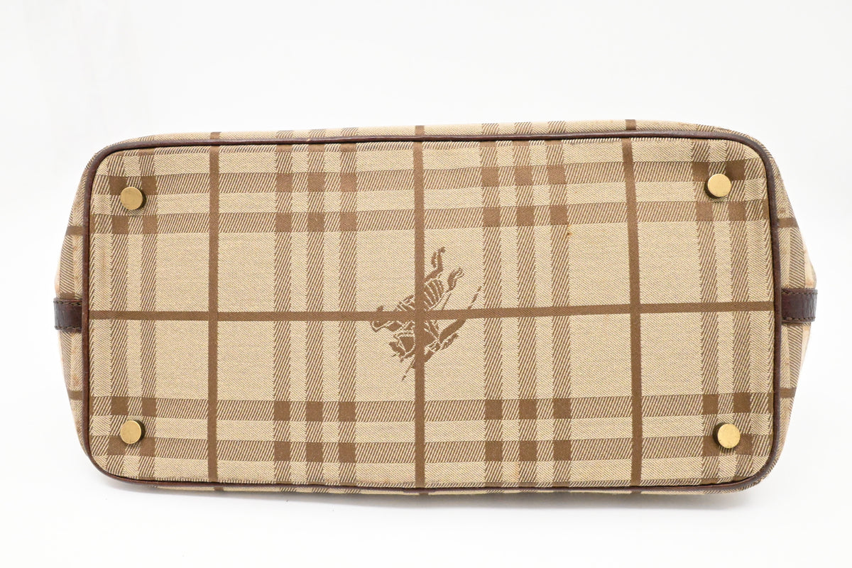 Burberry Handbag in Brown Checked Canvas