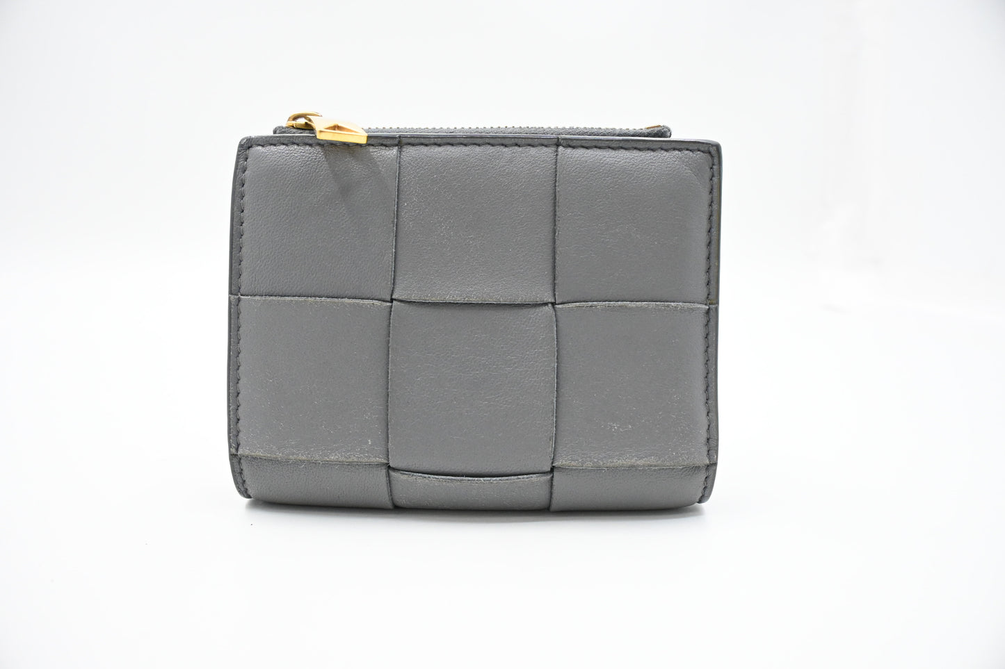 Bottega Veneta Bifold Wallet in Gray Intrecciato Leather