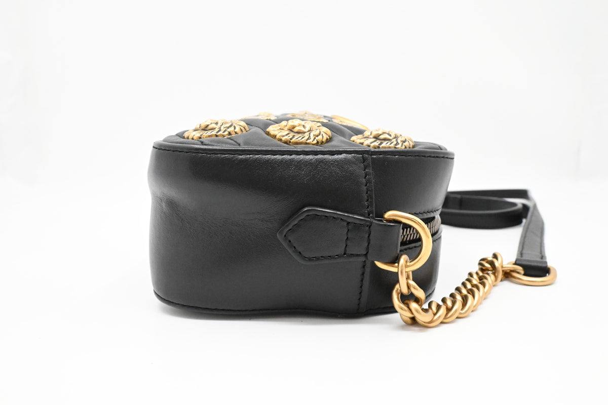 Gucci Animal Studs Camera Bag in Black Quilted Leather