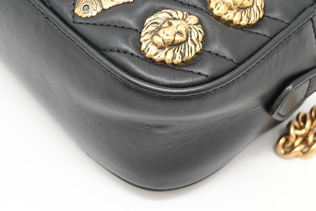 Gucci Animal Studs Camera Bag in Black Quilted Leather