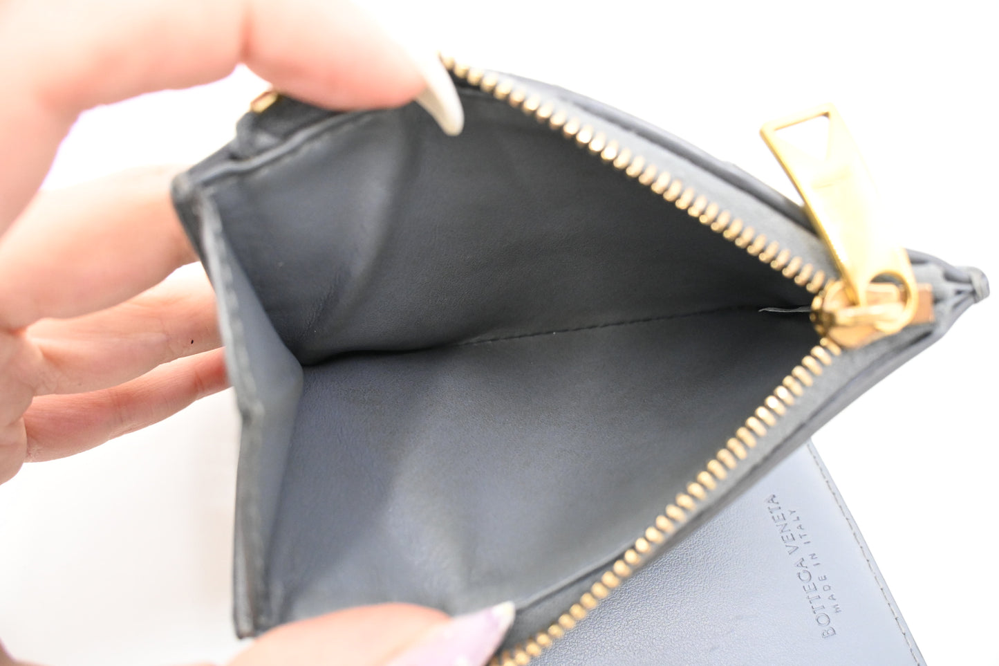 Bottega Veneta Bifold Wallet in Gray Intrecciato Leather