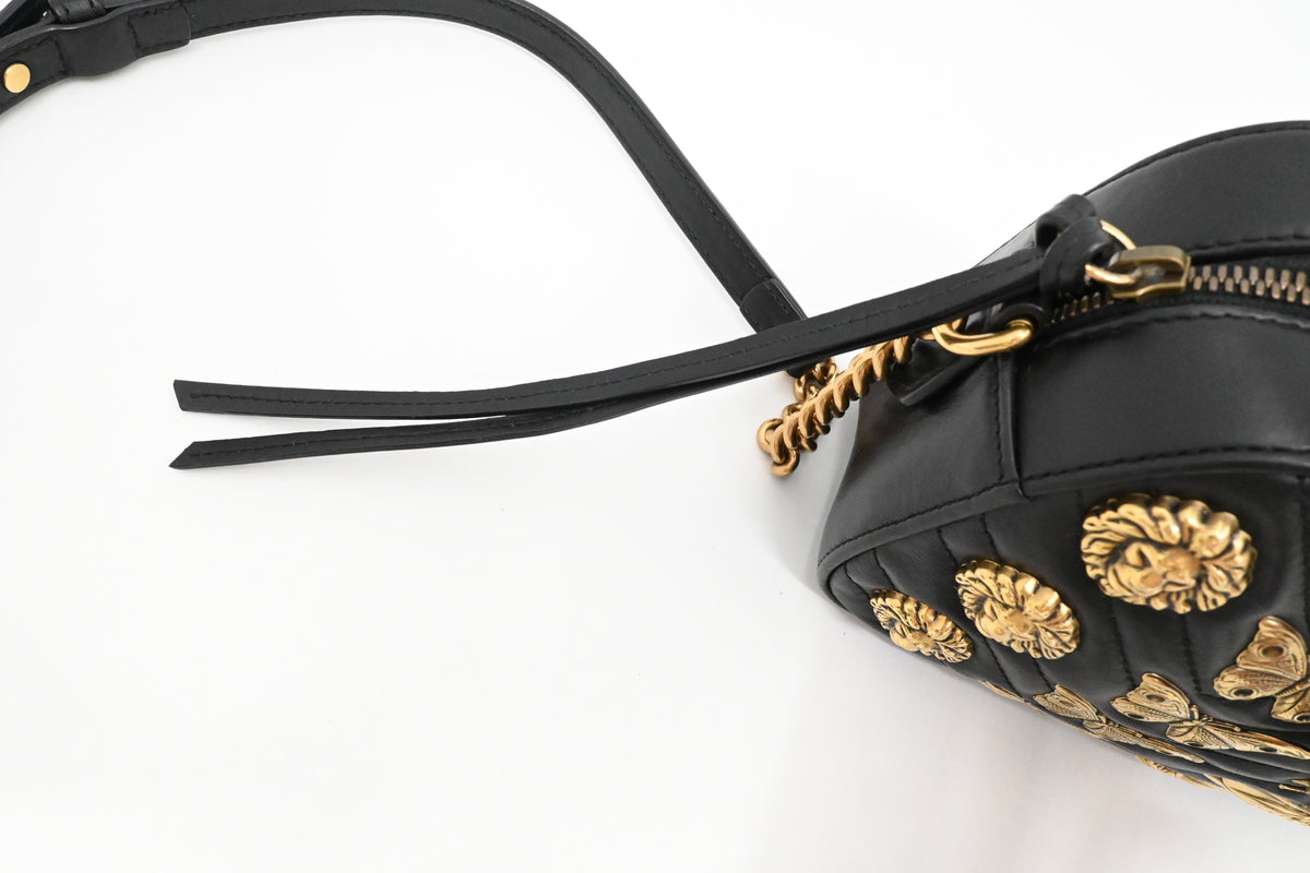 Gucci Animal Studs Camera Bag in Black Quilted Leather